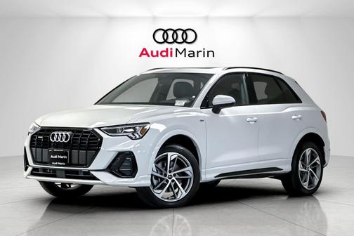 2025 Audi Q3 Premium 45 TFSI S line quattro Tiptronic