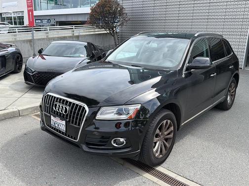 Brilliant Black 2017 Audi Q5 2.0T Premium