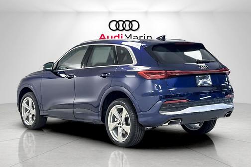 2025 Audi Q5 Premium Plus