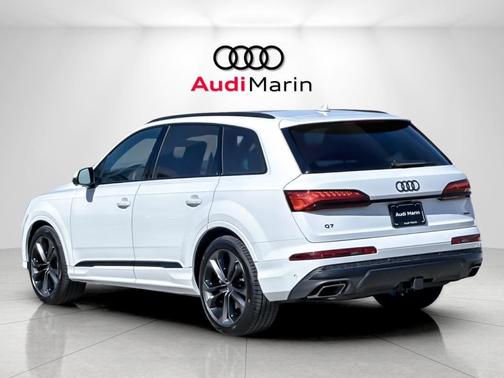 2026 Audi Q7 55 Premium Plus