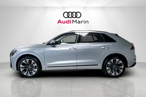 2025 Audi Q8 55 Premium Plus
