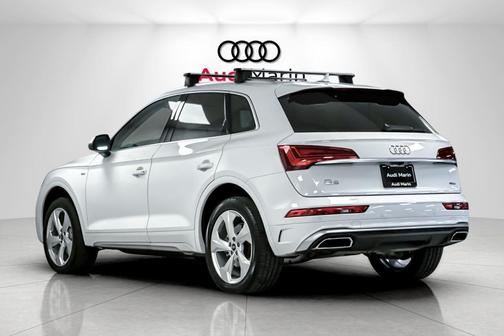 2023 Audi Q5 45 S line Premium Plus
