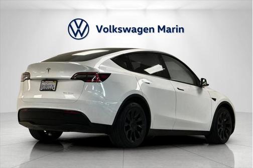 2021 Tesla Model Y Long Range Dual Motor All-Wheel Drive