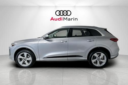 2025 Audi Q5 Premium Plus TFSI quattro S tronic