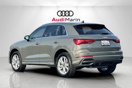 2025 Audi Q3 Premium 45 TFSI S line quattro Tiptronic