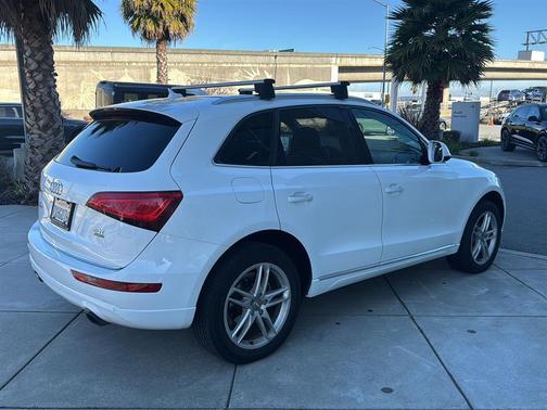 2017 Audi Q5 2.0T Premium