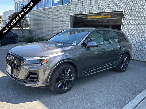 Samurai Gray Metallic 2026 Audi Q7 45 Premium Plus