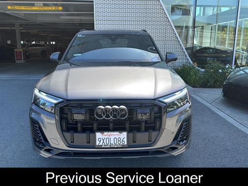 Samurai Gray Metallic 2026 Audi Q7 45 Premium Plus
