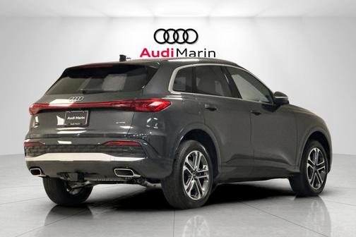 2025 Audi Q5 Premium Plus TFSI quattro S tronic