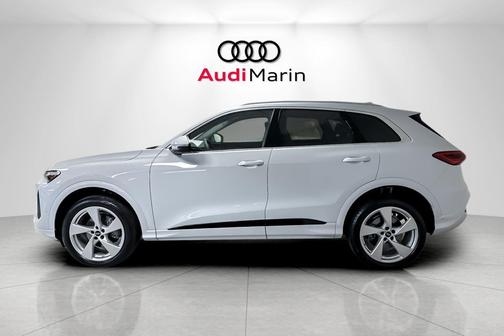 2025 Audi Q5 Premium Plus TFSI quattro S tronic