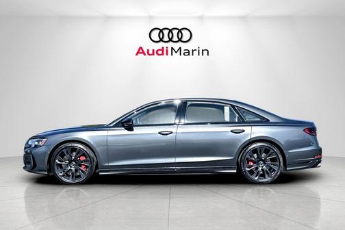 2025 Audi S8 4.0T
