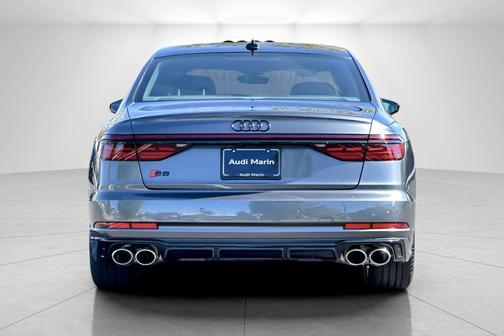 2025 Audi S8 4.0T