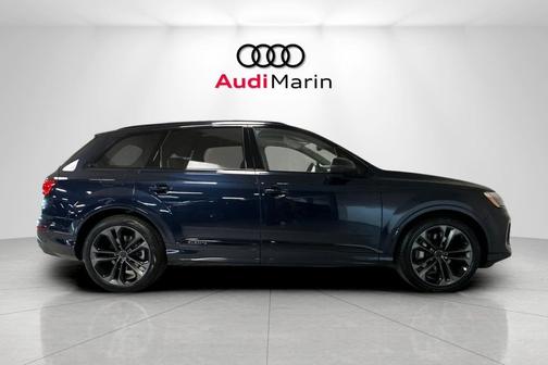 2026 Audi Q7 55 Premium Plus