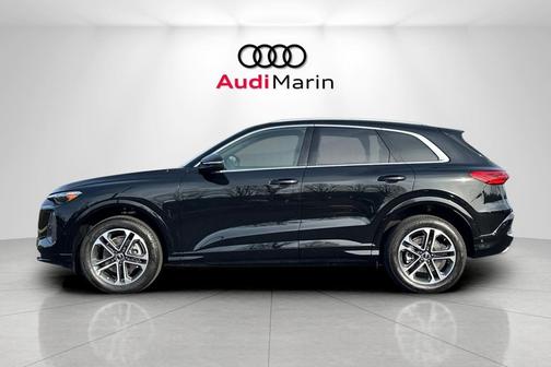 2025 Audi Q5 Premium Plus TFSI quattro S tronic