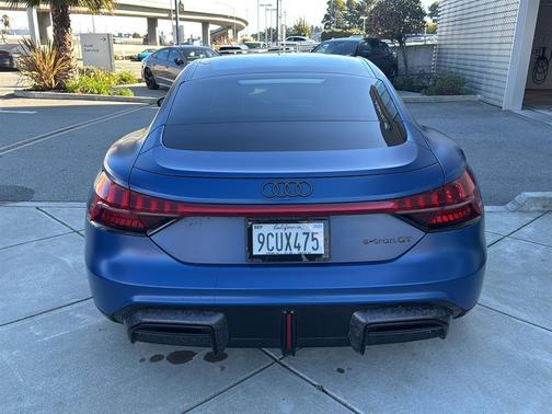 2025 Audi RS e-tron GT performance