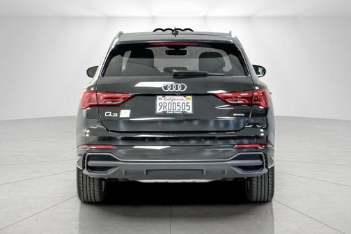 2024 Audi Q3 45 S line Premium Plus