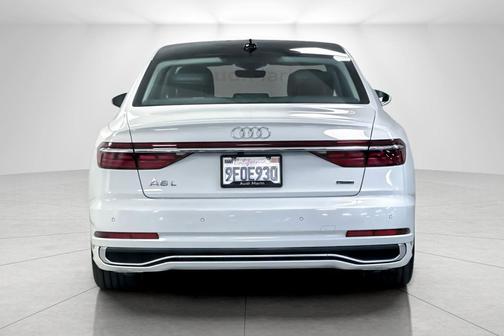 2023 Audi A8 L 55 TFSI quattro Tiptronic