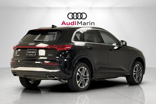 2025 Audi Q5 Premium Plus TFSI quattro S tronic