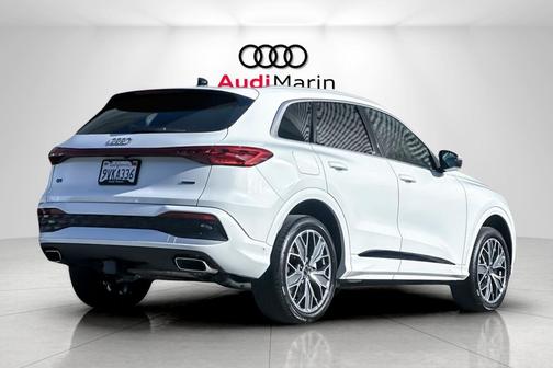 2025 Audi Q5 Premium Plus TFSI quattro S tronic