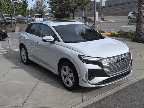 Glacier White Metallic 2024 Audi Q4 e-tron Premium Plus 50 quattro