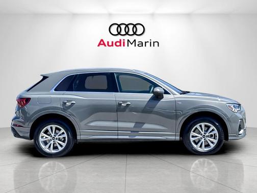 Chronos Gray Metallic 2025 Audi Q3 Premium 45 TFSI S line quattro Tiptronic