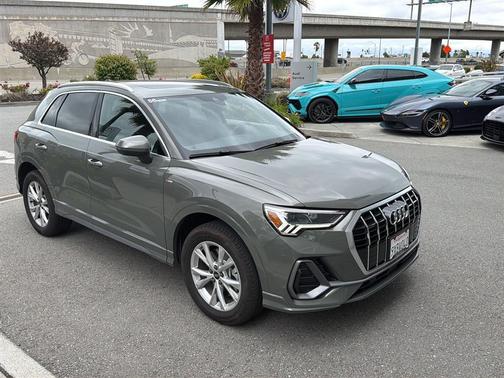 Chronos Gray Metallic 2025 Audi Q3 Premium 45 TFSI S line quattro Tiptronic