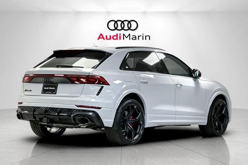 2026 Audi RS Q8 4.0T