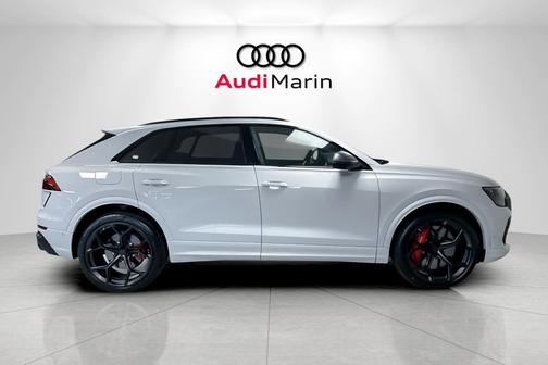 2026 Audi RS Q8 4.0T