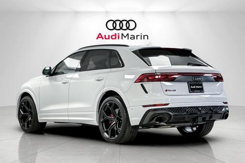 2026 Audi RS Q8 4.0T