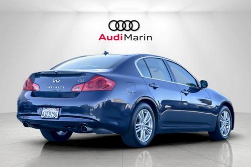 2012 INFINITI G25 Journey