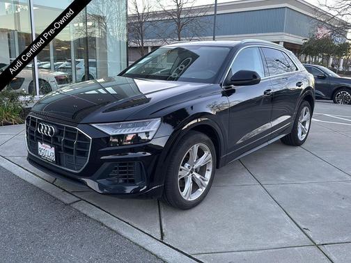 2023 Audi Q8 55 Premium