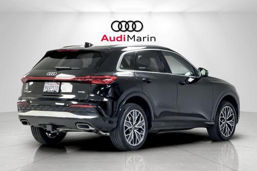 2025 Audi Q5 Premium Plus TFSI quattro S tronic