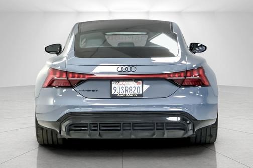 2023 Audi e-tron GT Prestige quattro