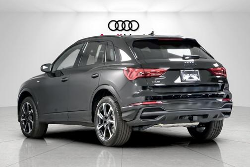 2025 Audi Q3 45 S line Premium Plus