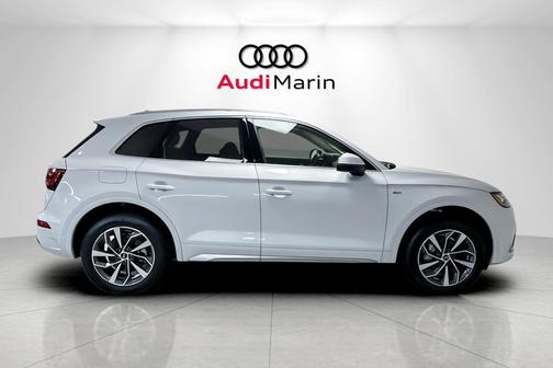 2023 Audi Q5 45 S line Premium Plus