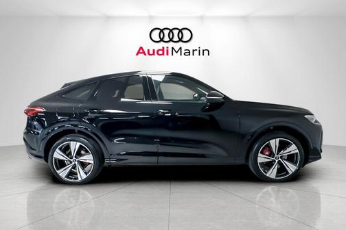 2025 Audi SQ5 3.0T Premium Plus