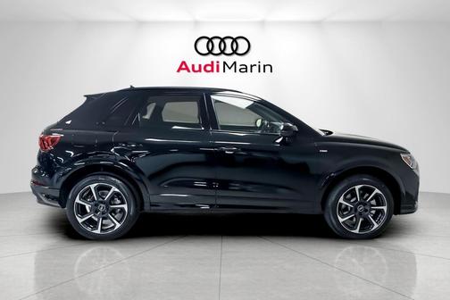 2025 Audi Q3 45 S line Premium Plus
