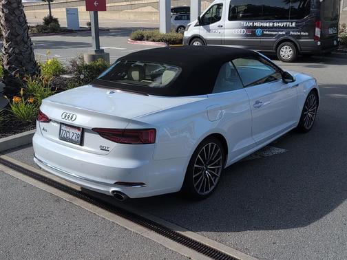 Glacier White Metallic/Black Roof 2018 Audi A5 2.0T Premium Plus
