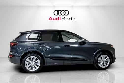 2025 Audi Q6 e-tron Premium