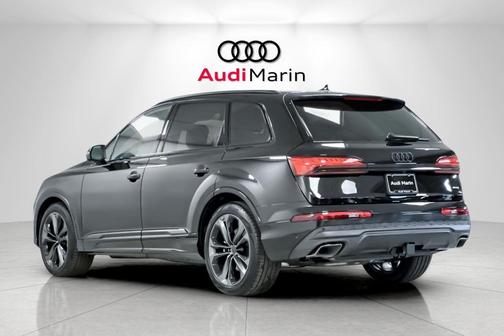 2026 Audi Q7 55 Premium Plus