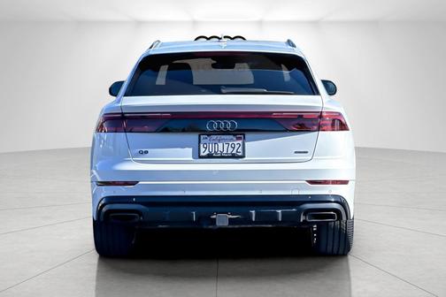 2025 Audi Q8 55 Premium Plus
