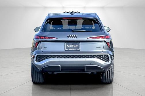 2026 Audi Q3 S line