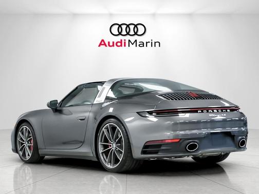 2024 Porsche 911 Targa 4S