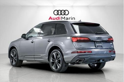2025 Audi Q7 55 Premium Plus