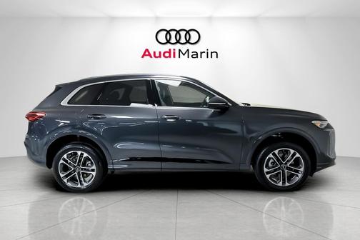 2025 Audi Q5 Premium Plus TFSI quattro S tronic