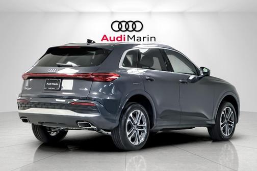 2025 Audi Q5 Premium Plus TFSI quattro S tronic