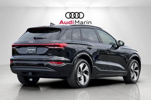 2025 Audi Q6 e-tron Premium Plus quattro