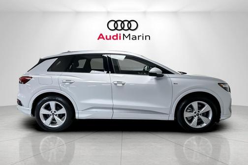 2026 Audi Q4 e-tron Premium Plus 55 quattro