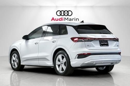 2026 Audi Q4 e-tron Premium Plus 55 quattro