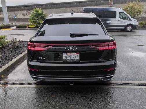 2023 Audi Q8 55 Premium Plus